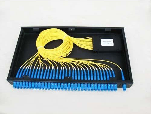 Çin 1260 - Telekom Ağı / CATV Sistemi için 1650 PLC FBT Bağlayıcı Siyah Renk Tedarikçi