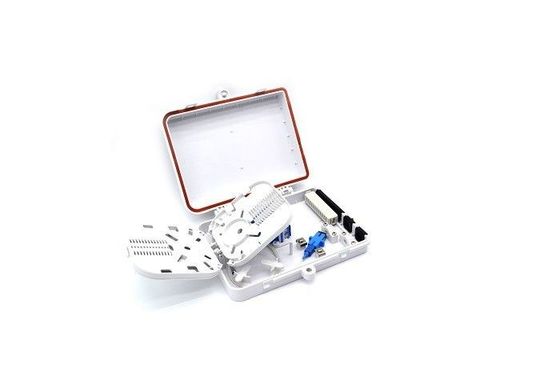 SC / LC Fiber Optik Sonlandırma Kutusu, 1 * 4/1 * 8 PLC Splitter Fiber Optik Kablo Sonlandırma Kutusu Tedarikçi