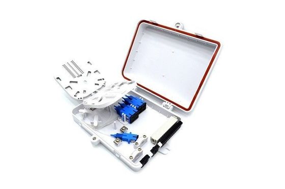 SC / LC Fiber Optik Sonlandırma Kutusu, 1 * 4/1 * 8 PLC Splitter Fiber Optik Kablo Sonlandırma Kutusu Tedarikçi